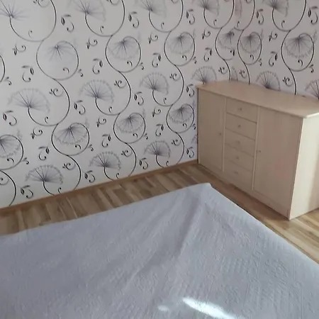 2-room Cozy @ Center Apartmán Pärnu